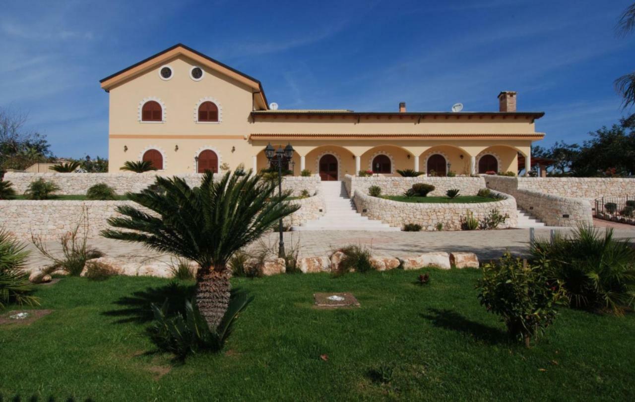 Villa Giulia - Sicilian Luxury Garden Punta Secca Bagian luar foto